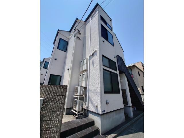 カーサ・イリスの物件外観写真