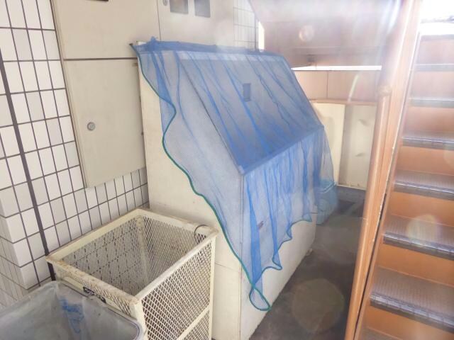 ホワイトシティの物件外観写真