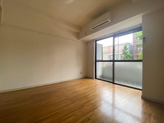 ホワイトシティの物件内観写真