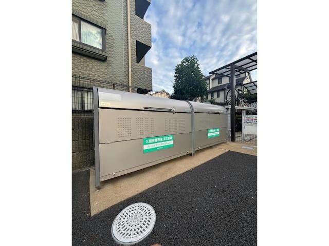 エルサンテの物件外観写真