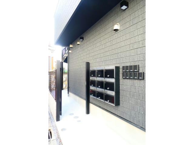 Glanz綾瀬の物件外観写真