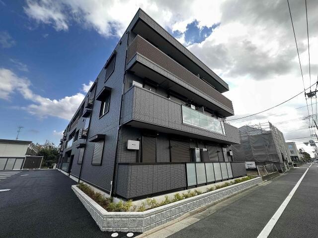 レジデンス新宿の物件外観写真