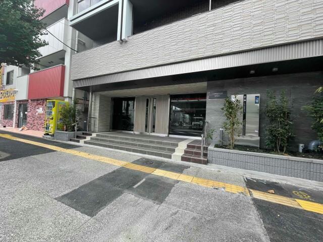 アルファコート綾瀬3の物件外観写真