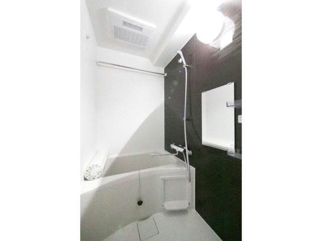 ペアパレス六町2号館の物件内観写真