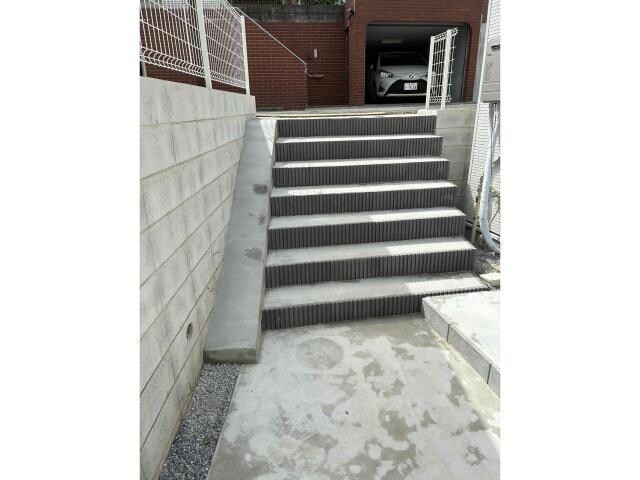 コンフォール高柳の物件外観写真