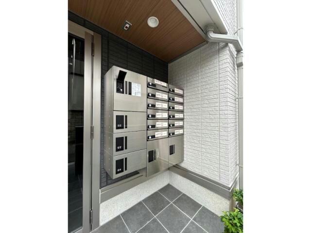 セレスティア亀有の物件外観写真