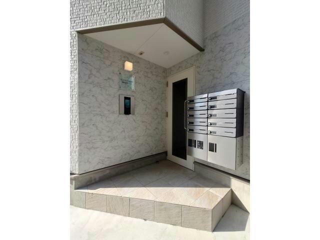 アンビエンテ東金町の物件外観写真