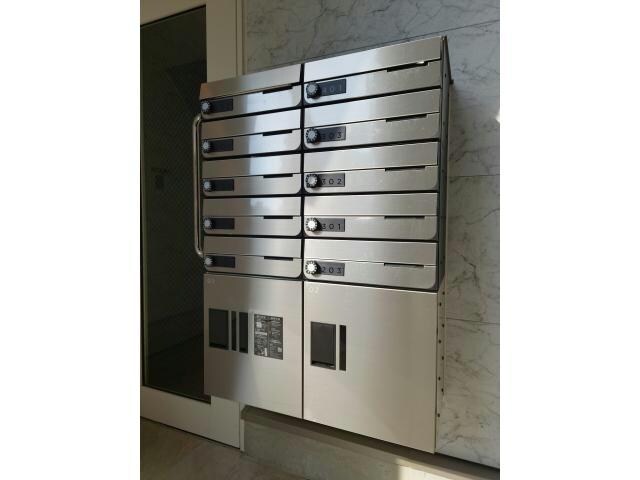 アンビエンテ東金町の物件外観写真