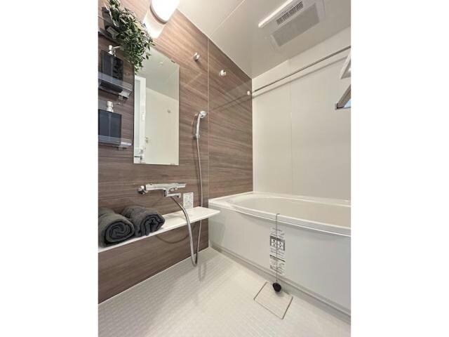 Une Lumiereの物件内観写真