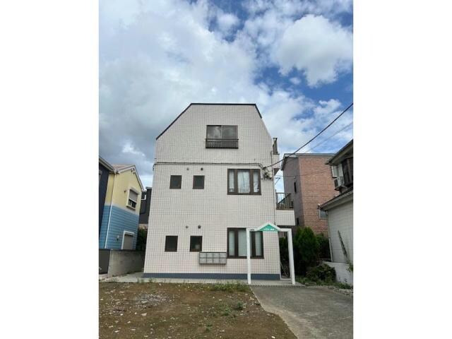 ヴィラ綾瀬の物件外観写真