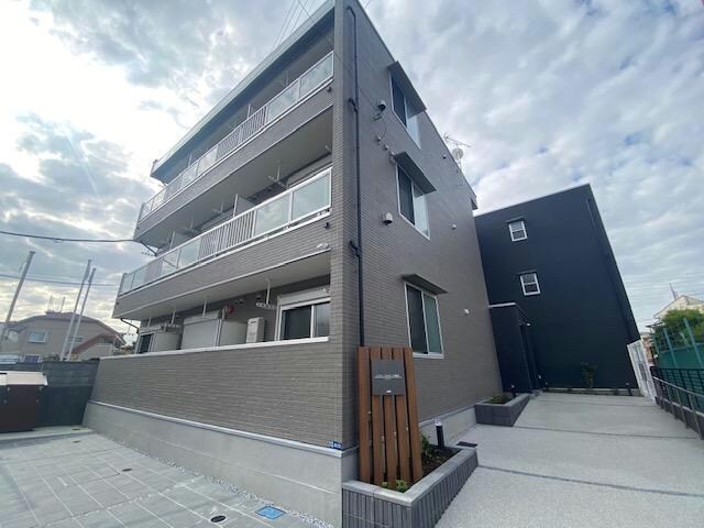 リブリ・エルカーサ亀有の物件外観写真