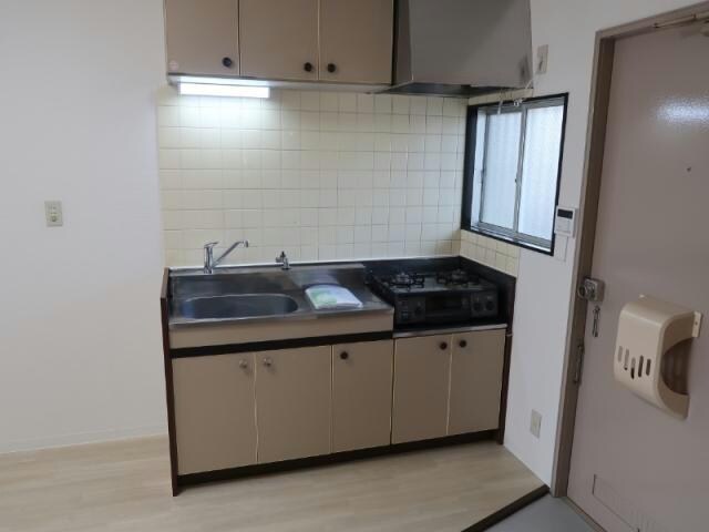 メゾンリバーサイドの物件内観写真