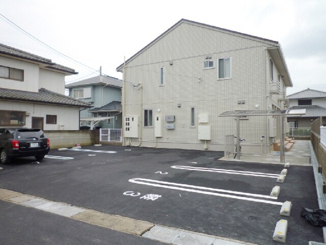 エムズ壱番館の物件外観写真