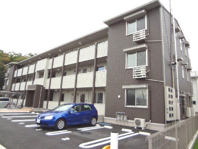 グランツの物件外観写真