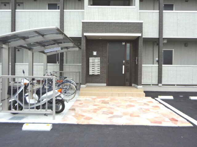 グランツの物件外観写真