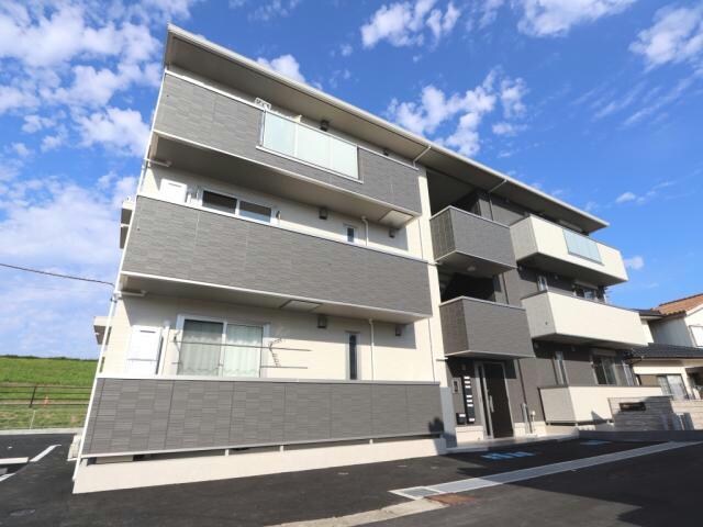 シャルマン上吉野の物件外観写真