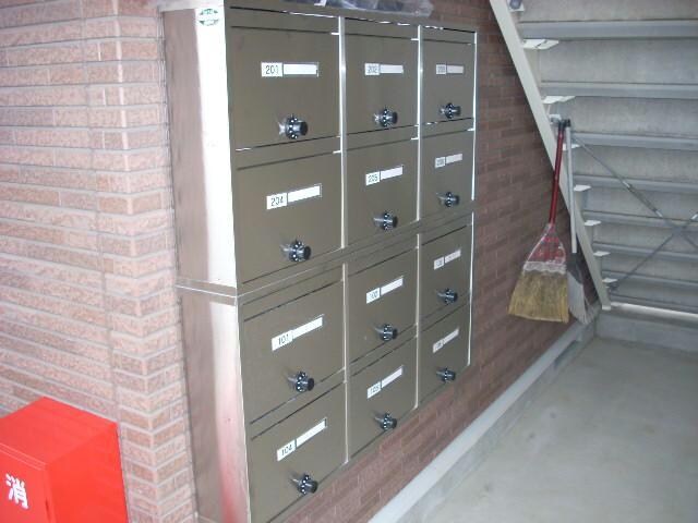 カーサ・プラシードの物件外観写真