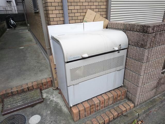 ブーローニュの森の物件外観写真