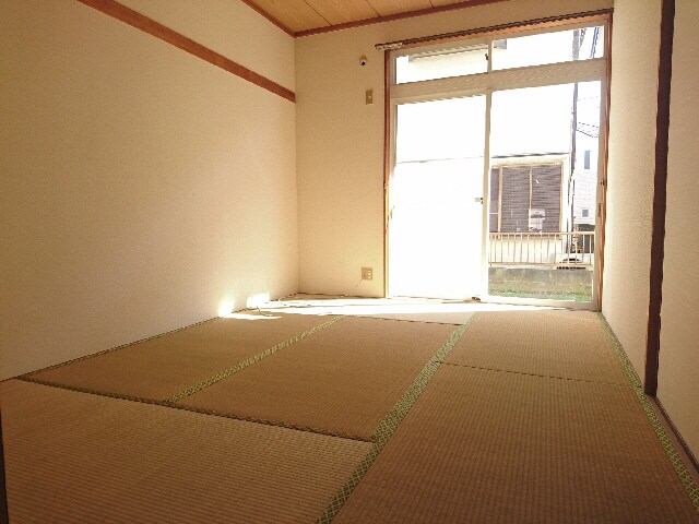 ジョイフル芝山の物件内観写真