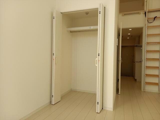 SﾊﾟﾚｽⅣの物件内観写真