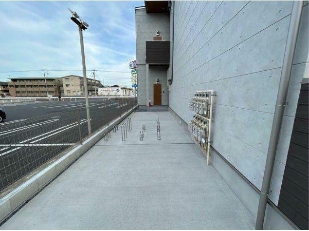 SﾊﾟﾚｽⅣの物件外観写真