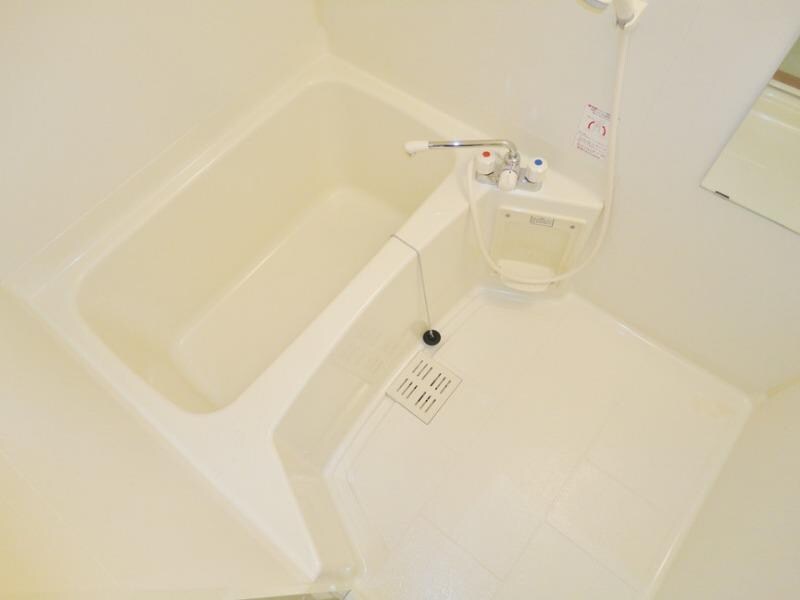 リヴェール中央の物件内観写真