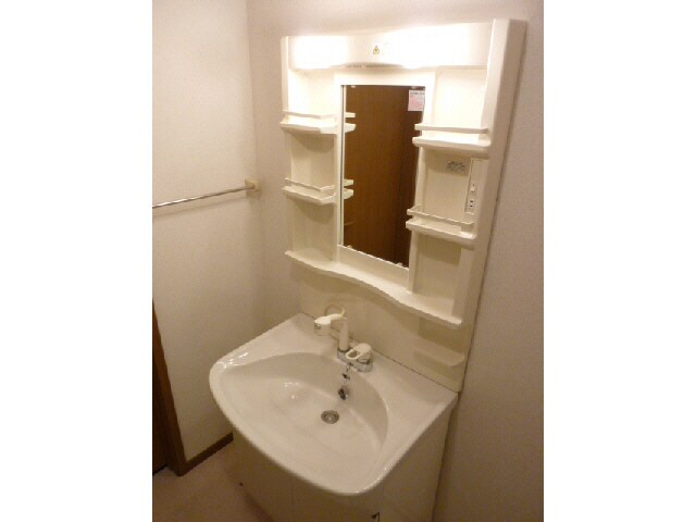 エレガントⅠの物件内観写真