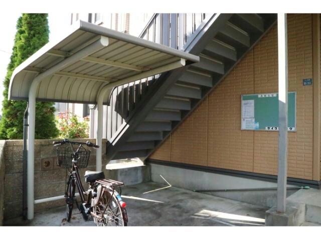 フレエール谷上の物件外観写真