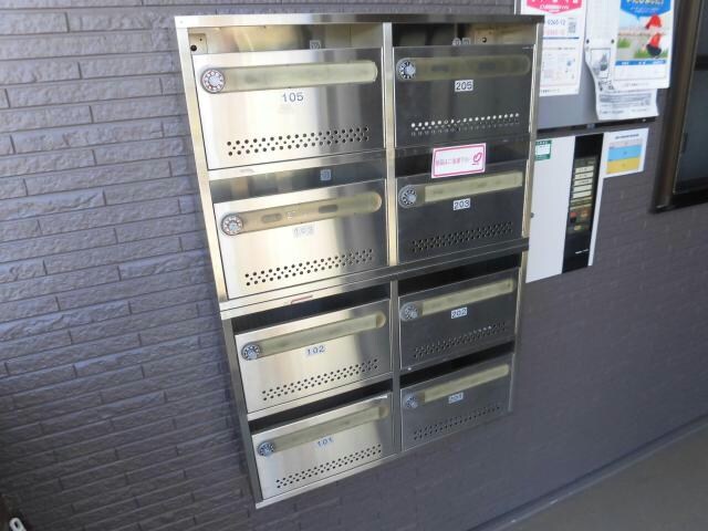 ウォームリブの物件外観写真