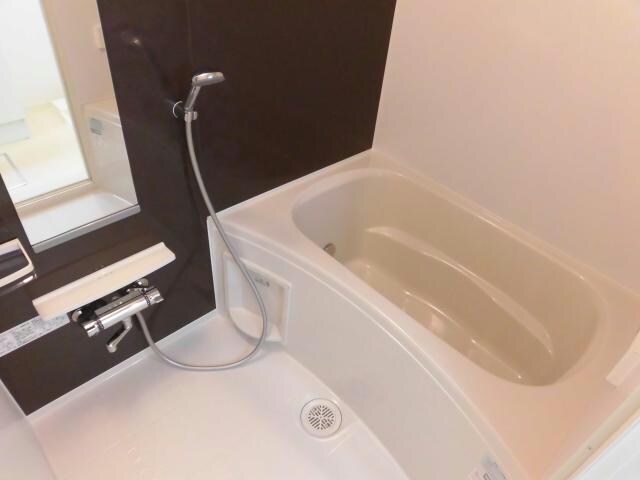 サンハイツ北六甲六番館の物件内観写真