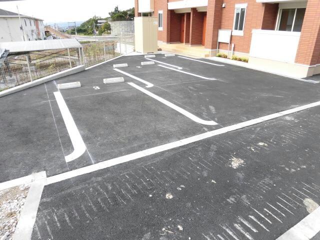 サンハイツ北六甲六番館の物件外観写真