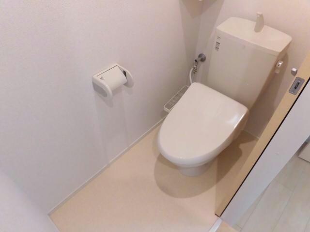 サンハイツ北六甲六番館の物件内観写真