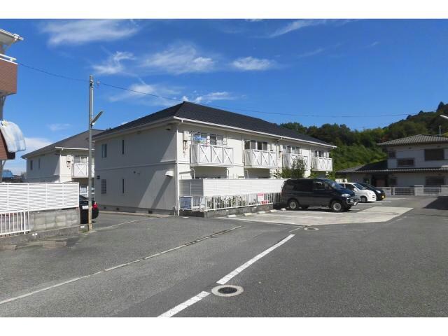 前田ハイツＡ棟の物件外観写真