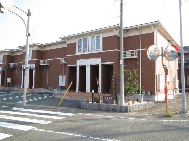 レクサスＢの物件外観写真