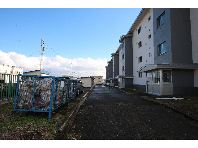 Ｐｅａｃｅ　Ｒｏｏｍ　Ｂの物件外観写真