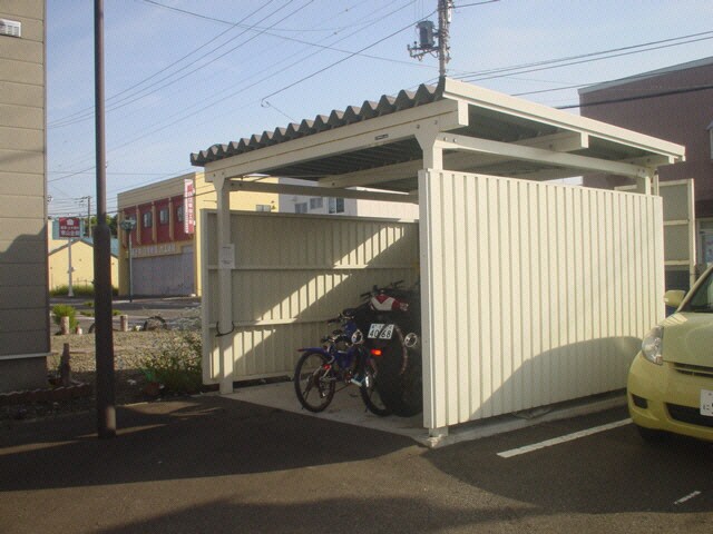 アクティブマンションの物件外観写真