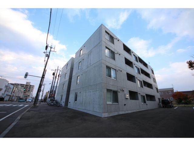 ライフライン１９の物件外観写真