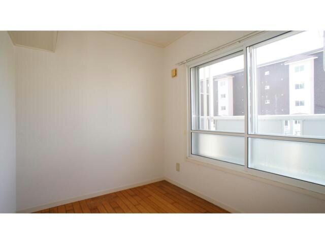 Ｐｅａｃｅ　Ｒｏｏｍ　Ｂの物件内観写真