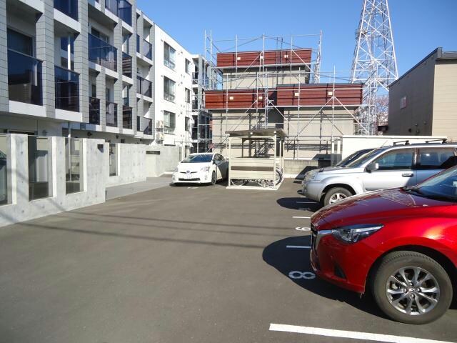 Shirazの物件外観写真