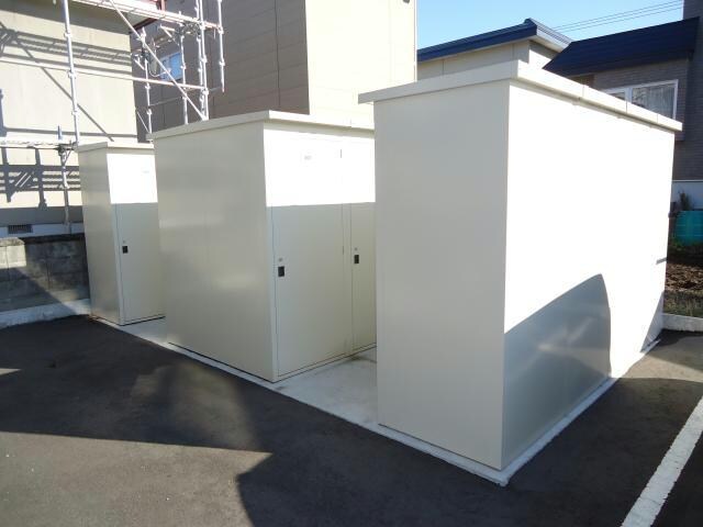 Shirazの物件外観写真