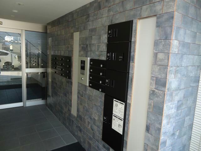 Shirazの物件外観写真