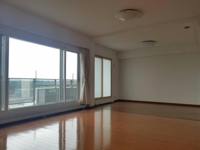 ポレスター春日公園の物件内観写真