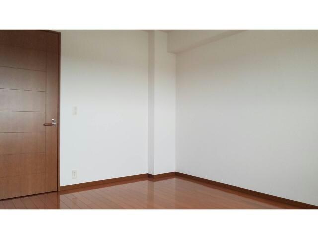 ポレスター春日公園の物件内観写真