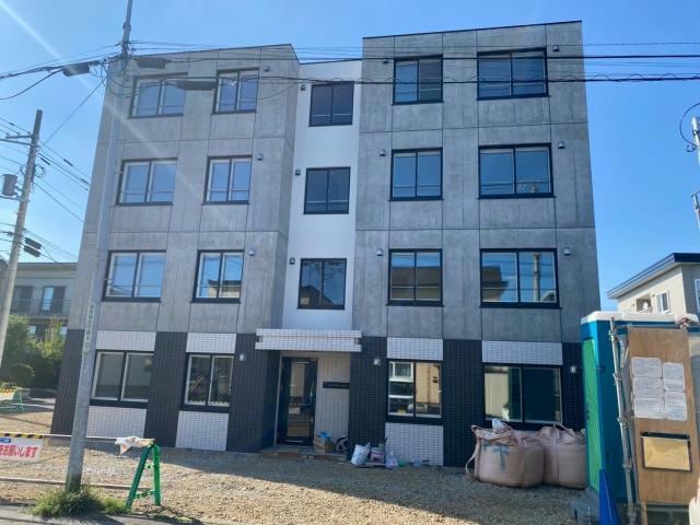 センチュリー日の出の物件外観写真