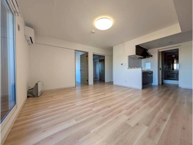 WELL BRIGHT朝日 RESIDENCEの物件内観写真