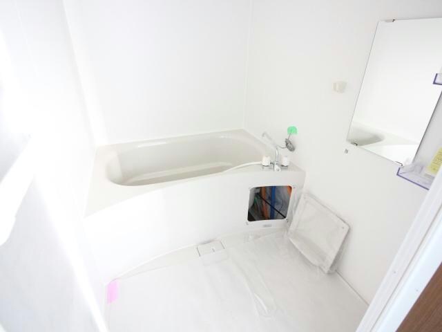 グラムハウス六番館の物件内観写真