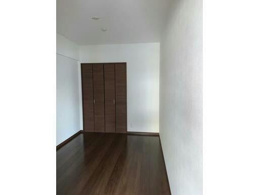 グランパーク国府の物件内観写真