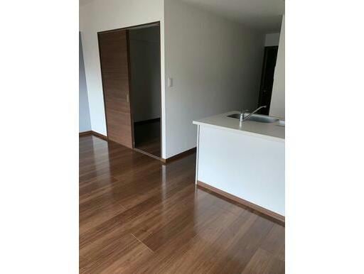 グランパーク国府の物件内観写真