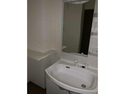 グランパーク国府の物件内観写真