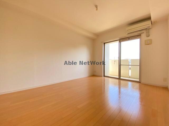 オンブラージュ九品寺の物件内観写真